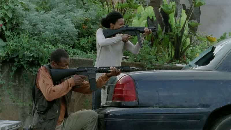 Sasha! Sasha! Have you seen Beth? - Is she on the bus? - No. She's-- Ah! We gotta stay down. Look in