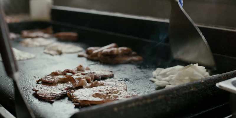 Sausage, no butter, red sauce