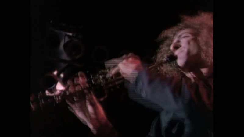 �� (SAXOPHONE PLAYING) ♪