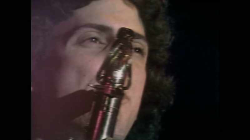�� (SAXOPHONE SOLO PLAYING) ♪