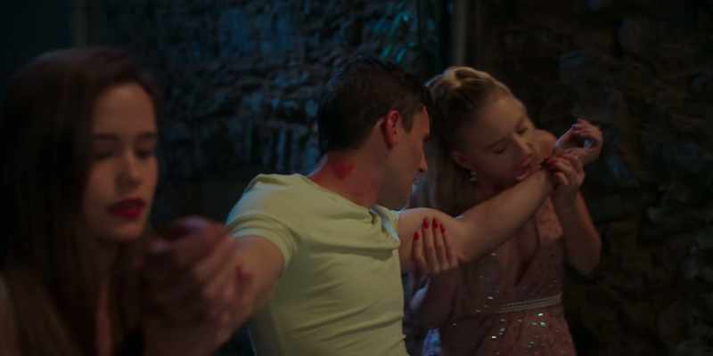 �� Say it, spit it out What is it exactly? ♪