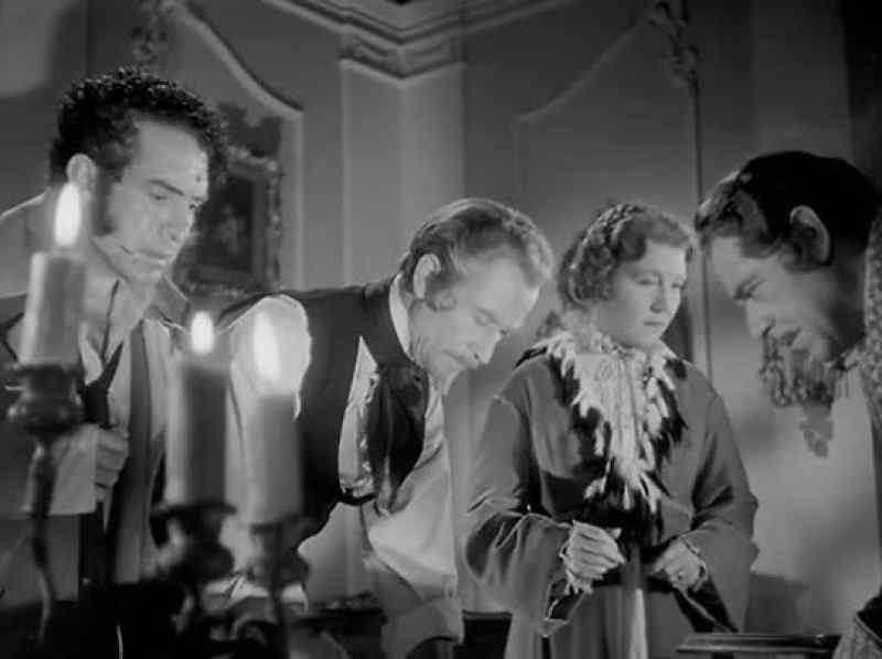 Scalpel, please, Madame Dupre