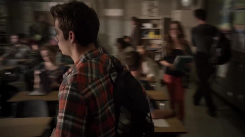 (school bell ringing)