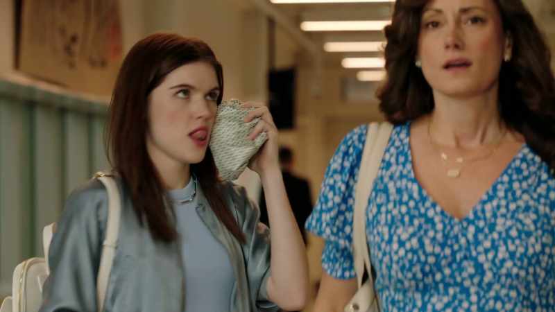 (school bell rings)