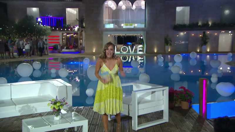 �Scott and Kady, everybody! So good. ‐(CHEERING)