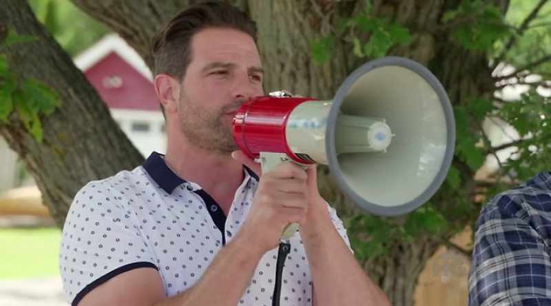 Scott: (on megaphone) We need the designer from each team