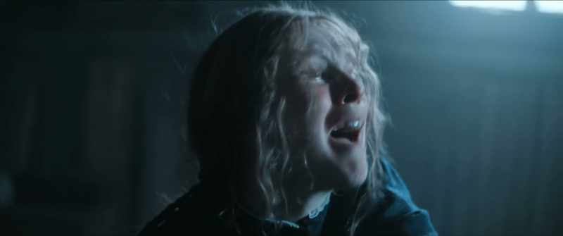 [screaming] Help me! Help me!