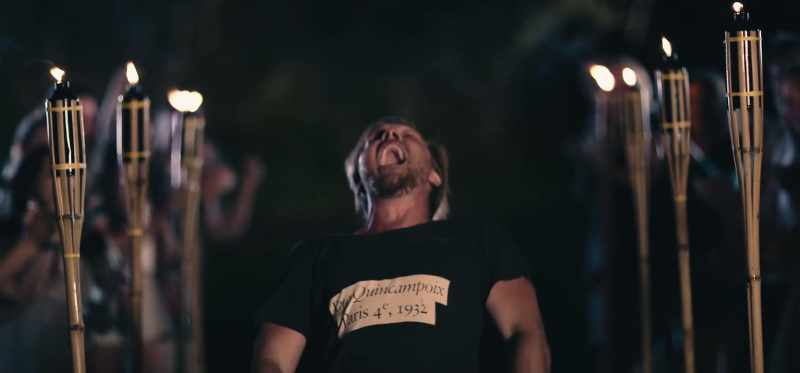 [screaming]