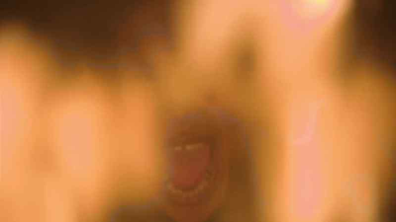 [ screaming ]