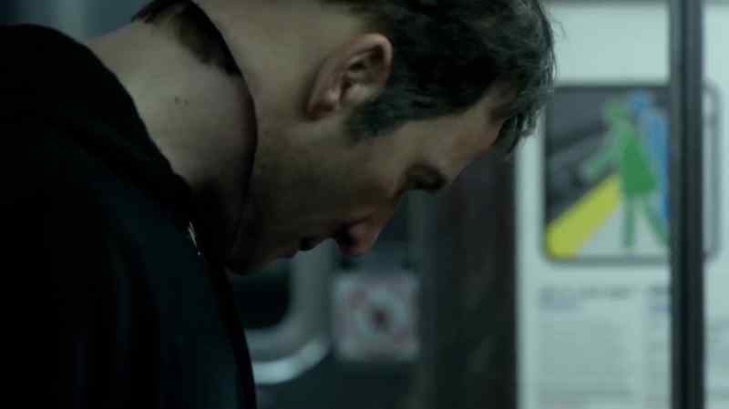 [Screaming]