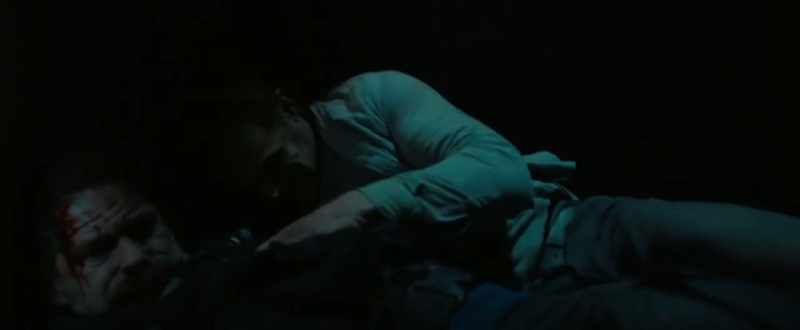 [screams] No! - [grunts]