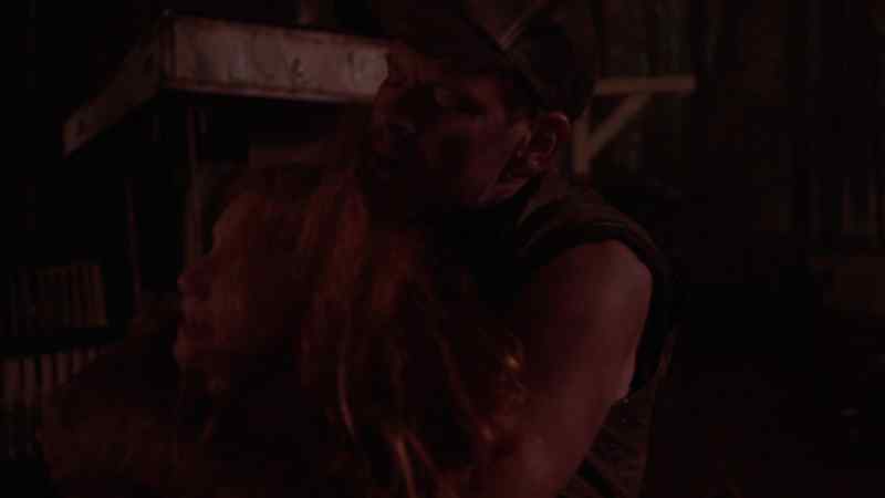 (screams) No! No. Please. - Oh, I knowed I'd find you!