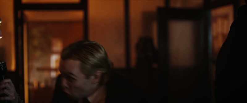 [screams]