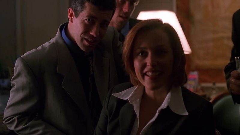 Scully? - Oh, hey