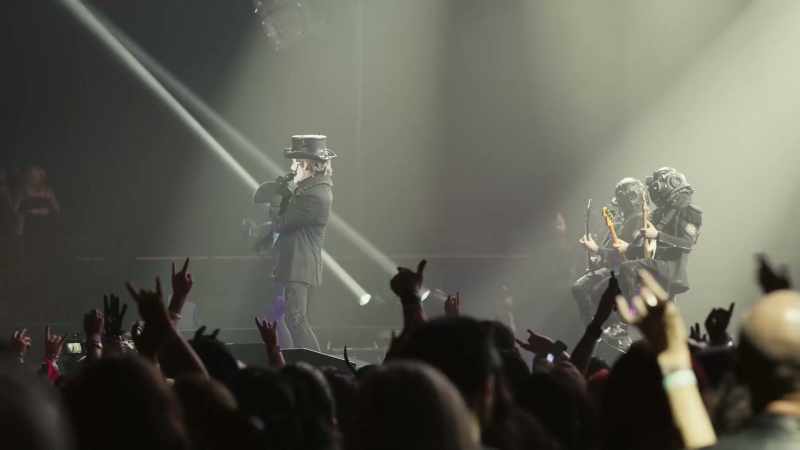 �� Searchlights ♪