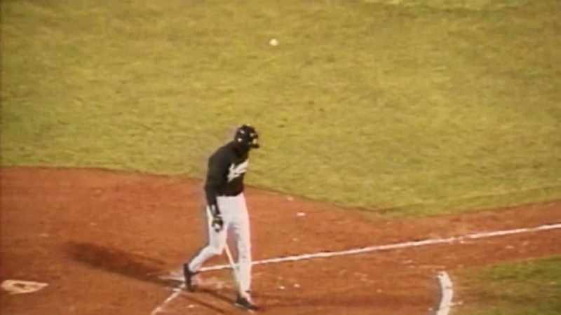 Second strikeout in a row for Michael Jordan