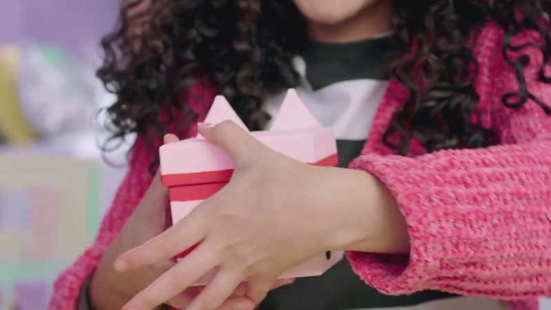 See? Even his nose is a little music note. [giggles]