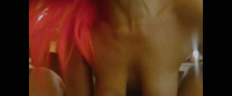 Send her to bed, it's late. - Let her play!