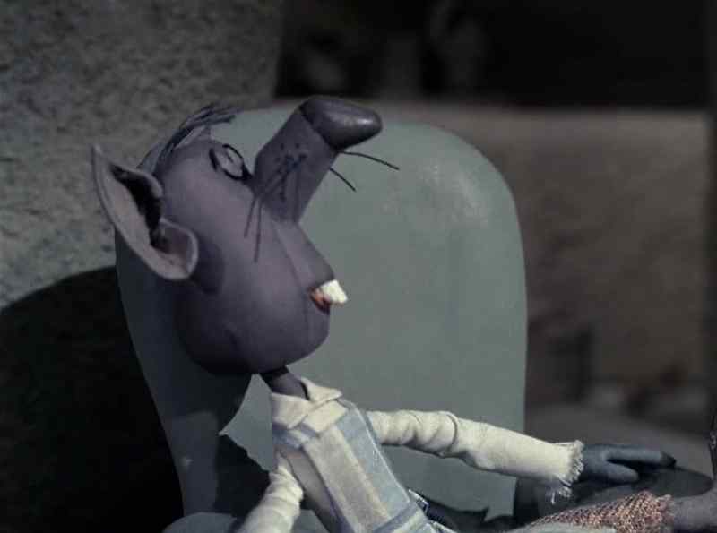 (servant snoring)