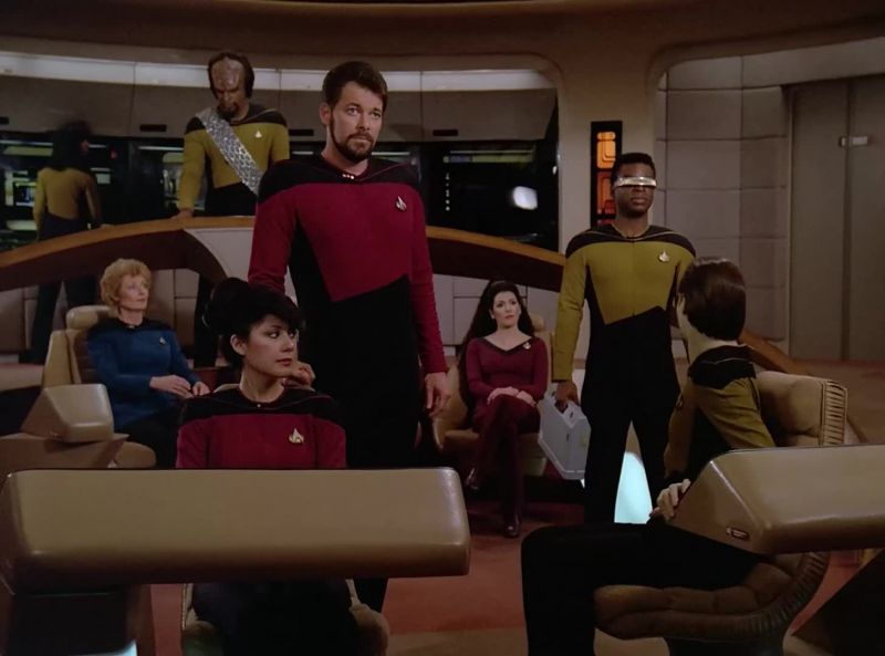 Set heading for Starbase 515, warp nine