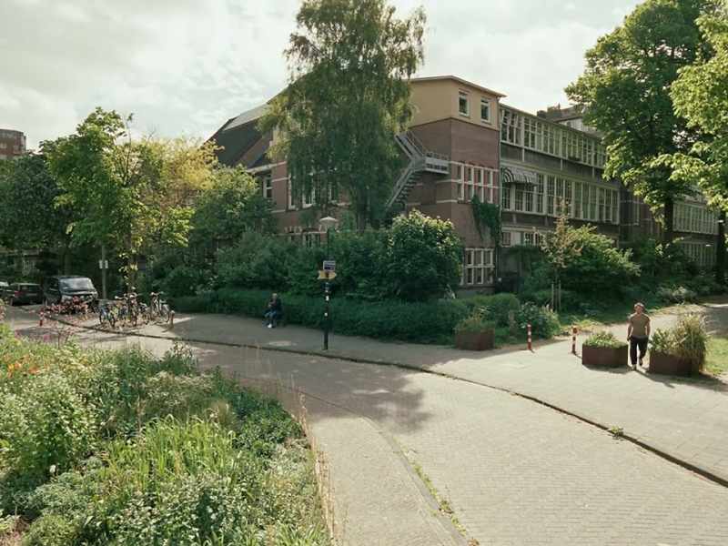 Several people drowned themselves in the river Amstel