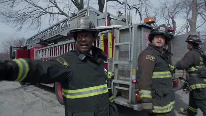 Severide, get that gate down