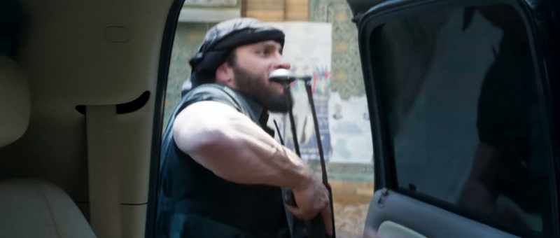 Shaada, what's going on? - The Iraqi army is attacking