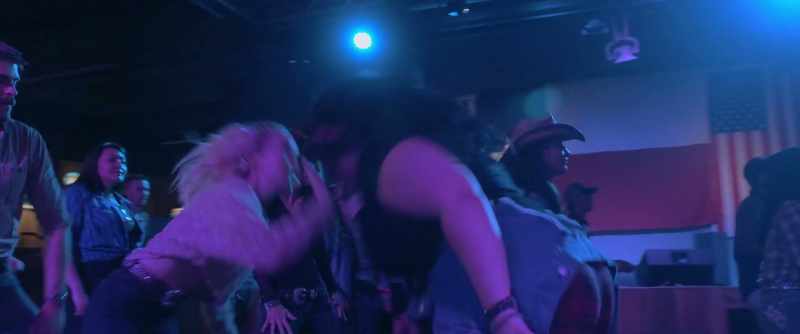 �� Shake that thang... ♪