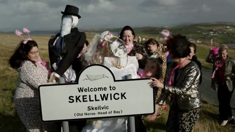 Shall we shove them up here, lasses?