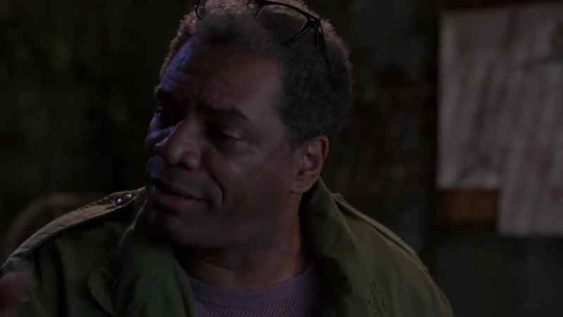 She ain't gonna get it. - Put me down for ten on the Knicks