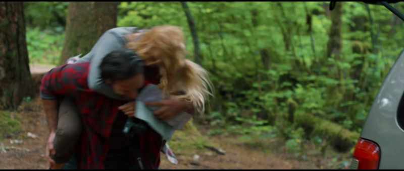 [SHE GROWLS]