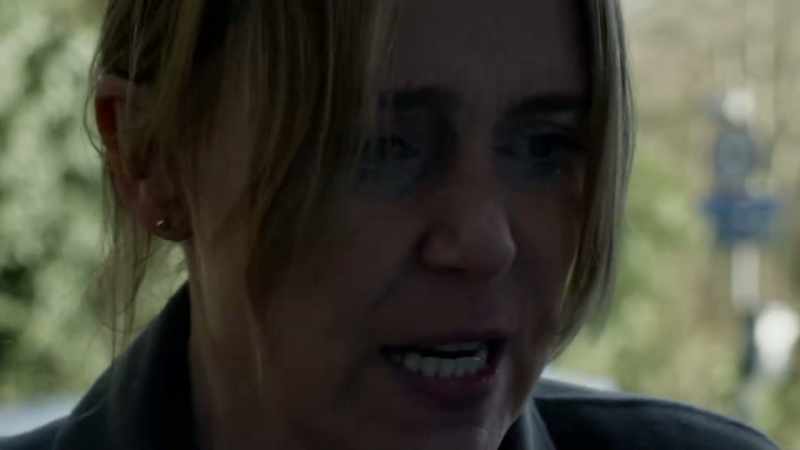 SHE GRUNTS