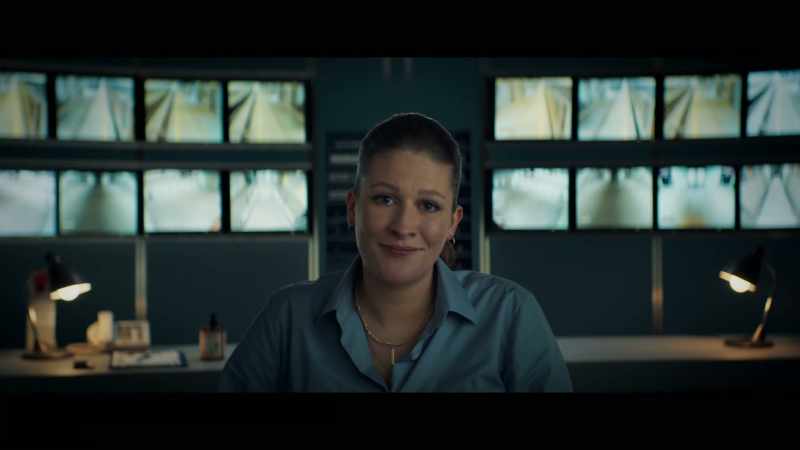 She looked for him even where Renate had no eyes