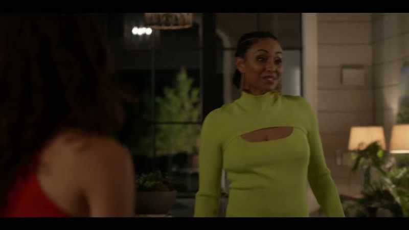 She running hot 'cause Bobbi dumped her through text