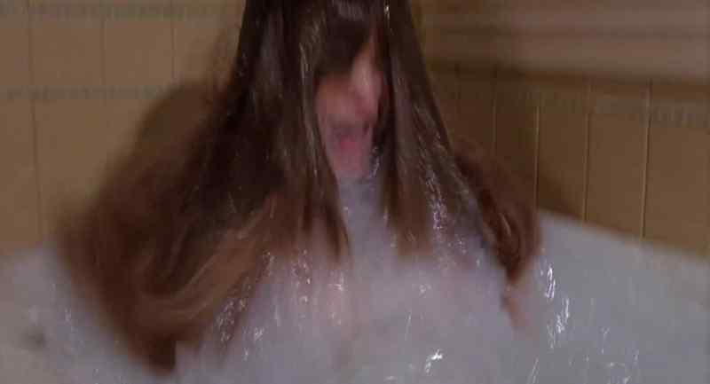 (SHE SCREAMS)