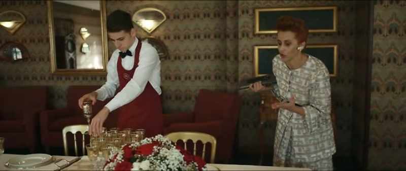 She sent me Pompeian red roses, late empire