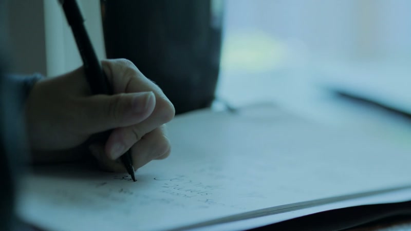 She starts compiling her own list of men Kevin has dated