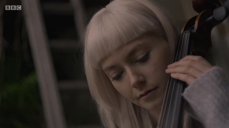 SHE TUNES CELLO