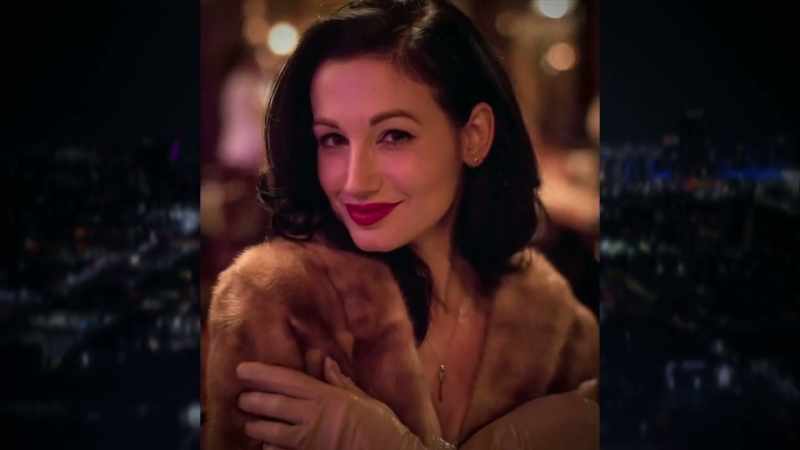 She would be seen at Hollywood parties