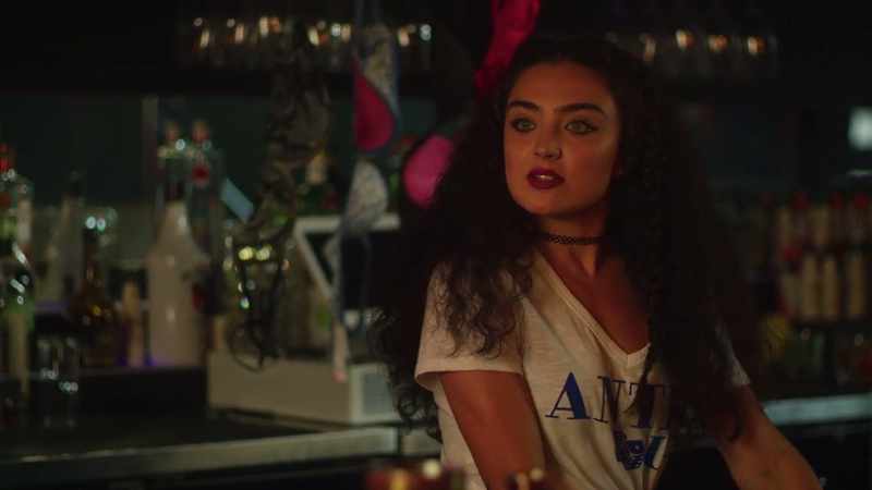 She'll know. -Viv, ice, now