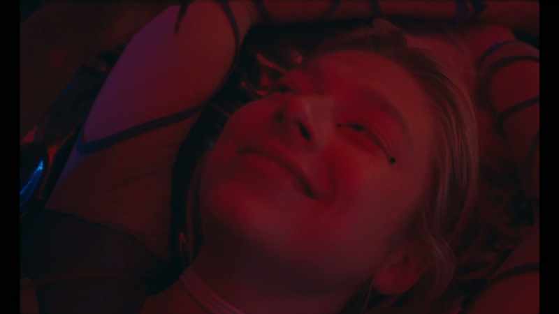 She's a slut. - Fuck you!