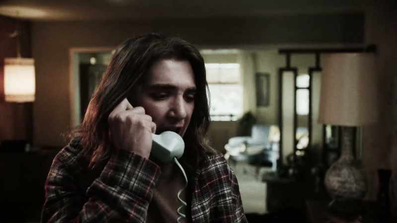 She's been stabbed. She's-she's-she's bleeding