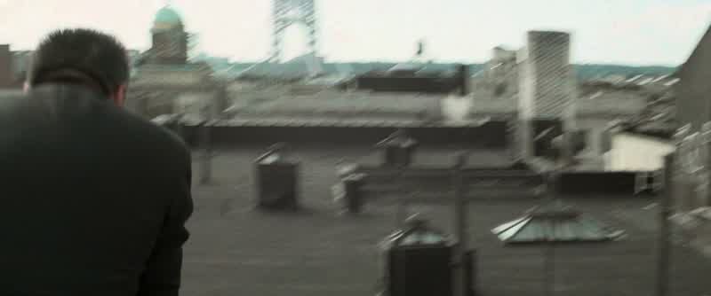 Shit, it's too far!