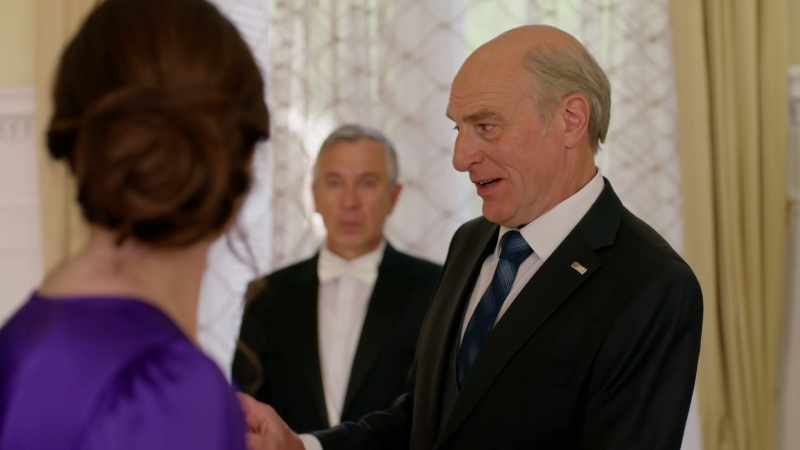 Should be seated with his highness's cousin, Henry