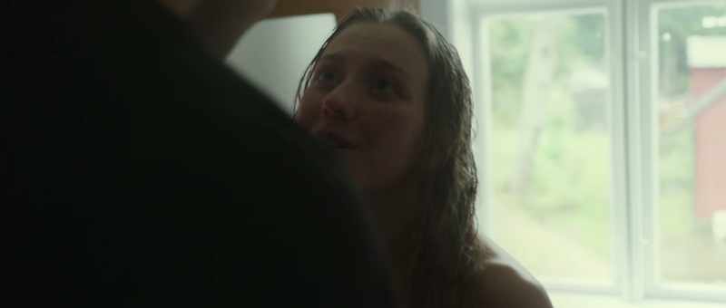 Shouldn't you look after the dinner? -It's just simmering
