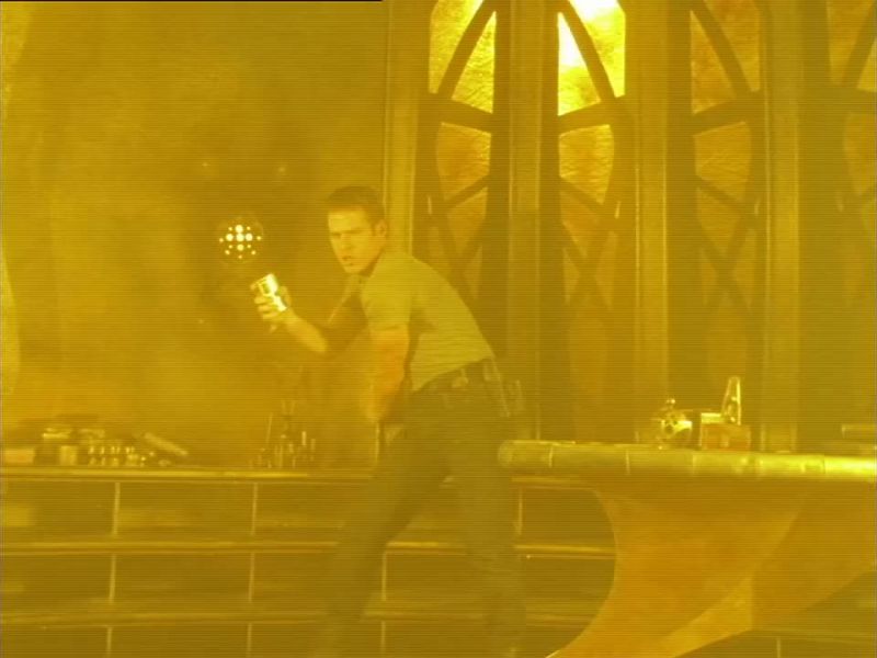 (shrieking): Aeryn!