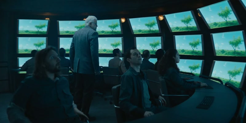 Shut your eyes, all of you!