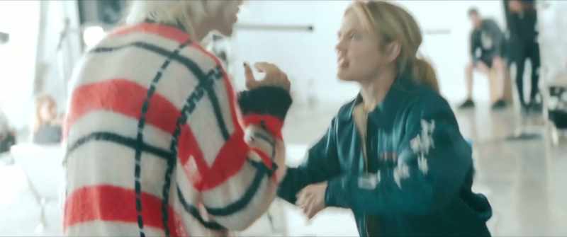 Shut the fuck up! - Make sure she can fish you out