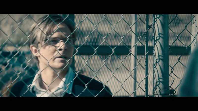 Shut up. - [fence rattling]