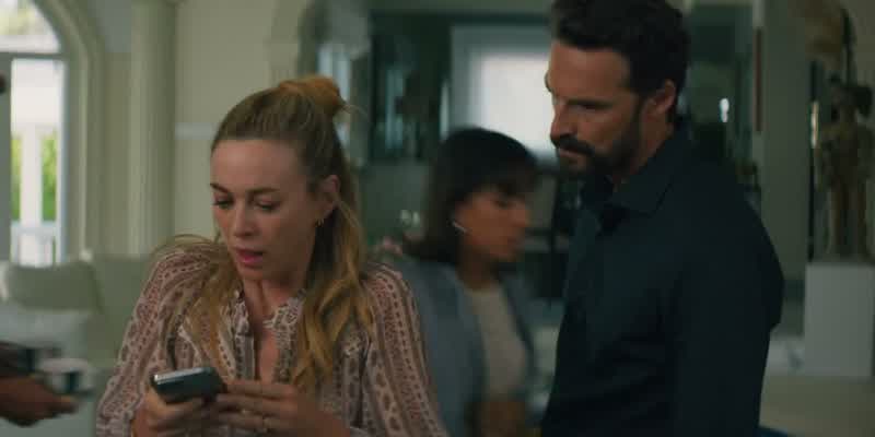 �Sí? - ¡Mamá! - ¡Noah! ¡Mamá!
